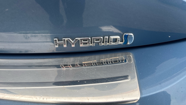 Toyota Corolla 1.8 VVT-i Hybrid Icon Tech 5dr CVT Hybrid Hatchback